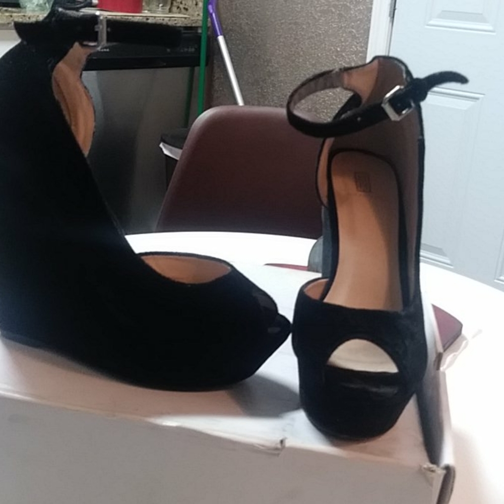 Crushed velvet Wedges